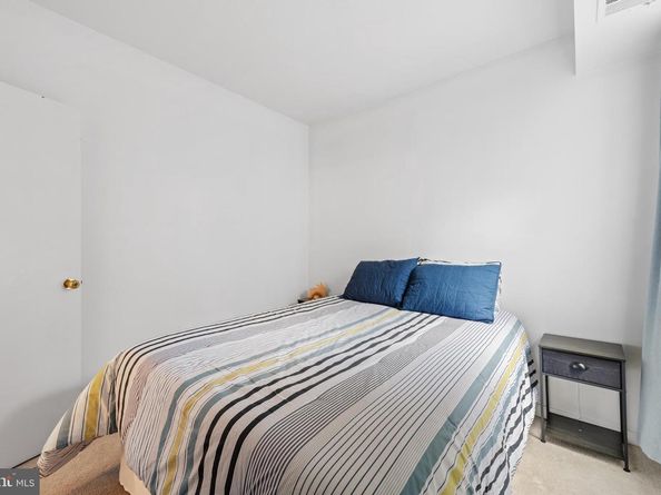 2611 Adams Mill Road NW 208, Washington DC 20009