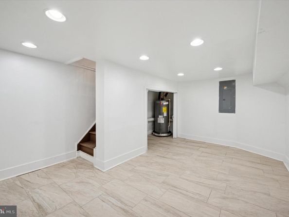 2124 Pierce Street, Philadelphia PA 19145