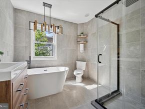 2124 Pierce Street, Philadelphia PA 19145