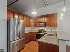 112 N 2nd Street 5F5, Philadelphia PA 19106