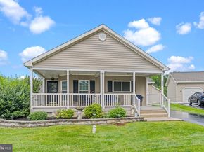620 Eucalyptus Way, Blue Bell PA 19422