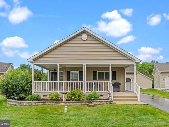 620 Eucalyptus Way, Blue Bell PA 19422