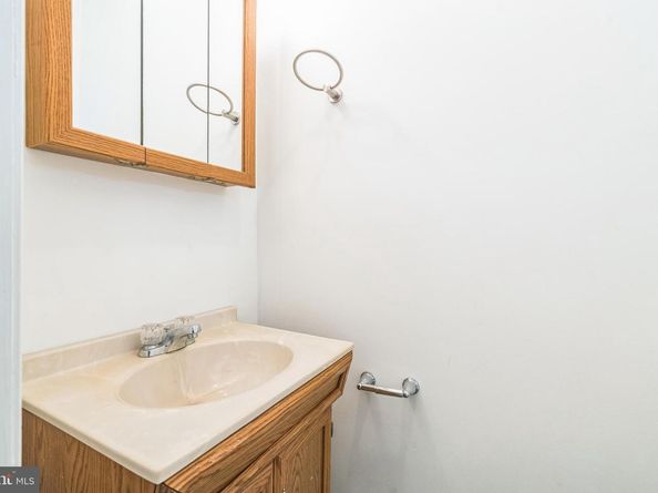 809 Cameron Street, Philadelphia PA 19130