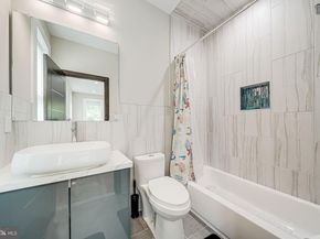 9908 Blake Lane, Oakton VA 22124