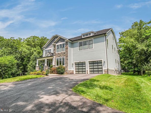9908 Blake Lane, Oakton VA 22124