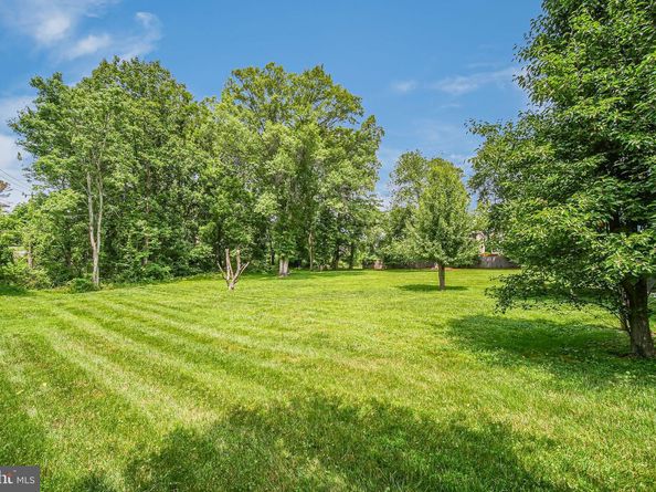 9908 Blake Lane, Oakton VA 22124