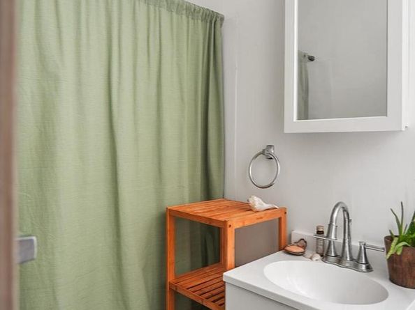 705 Catharine Street, Philadelphia PA 19147