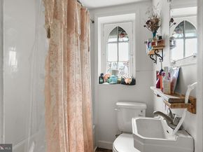 705 Catharine Street, Philadelphia PA 19147