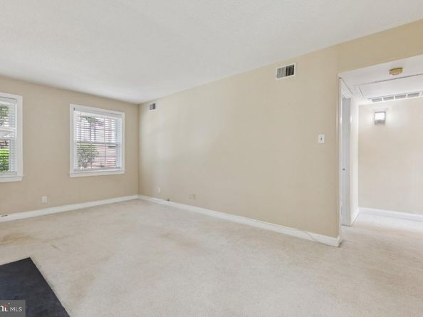 2803 Arlington Boulevard 130, Arlington VA 22201
