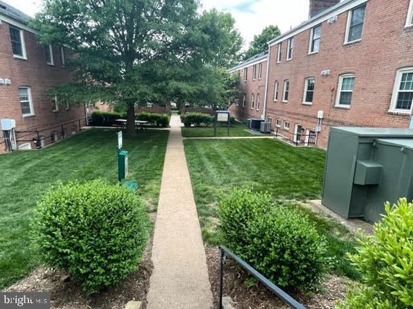 2803 Arlington Boulevard 130, Arlington VA 22201