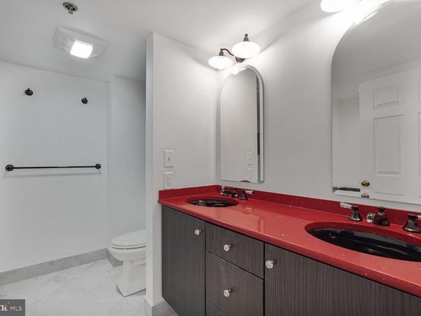 2151 Jamieson Avenue 809, Alexandria VA 22314