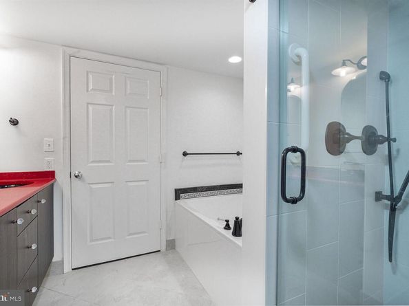 2151 Jamieson Avenue 809, Alexandria VA 22314