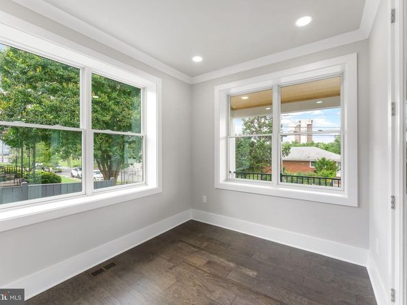 1610 12TH Street S, Arlington VA 22204