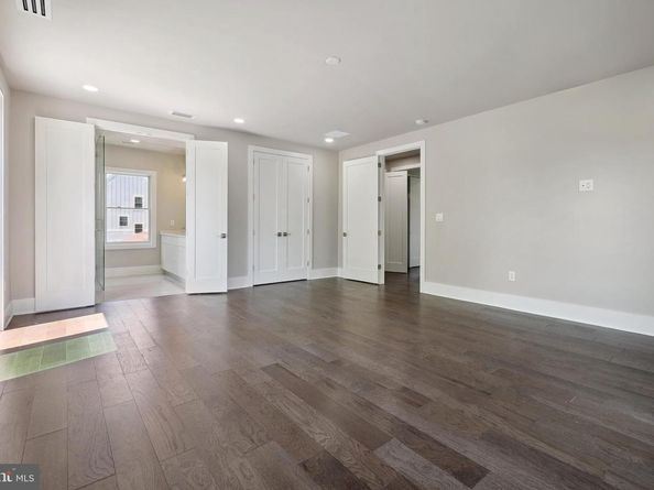 1610 12TH Street S, Arlington VA 22204