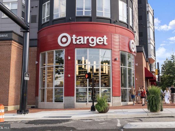 1610 12TH Street S, Arlington VA 22204