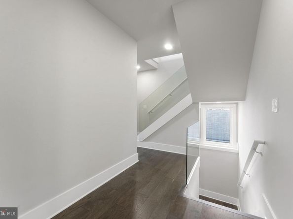 1610 12TH Street S, Arlington VA 22204