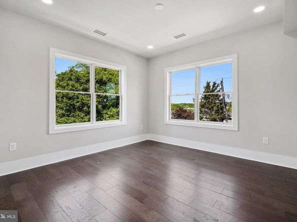 1610 12TH Street S, Arlington VA 22204