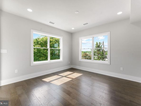 1610 12TH Street S, Arlington VA 22204