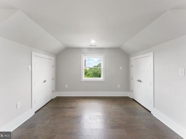 1610 12TH Street S, Arlington VA 22204