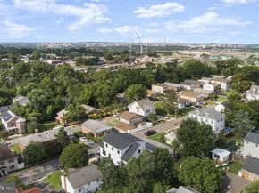 1610 12TH Street S, Arlington VA 22204