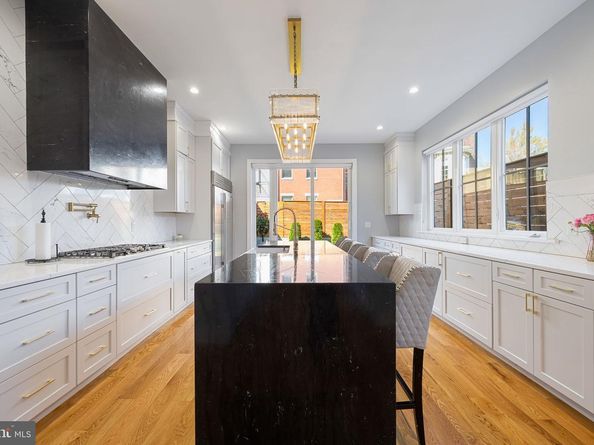 1519 Wallace Street, Philadelphia PA 19130