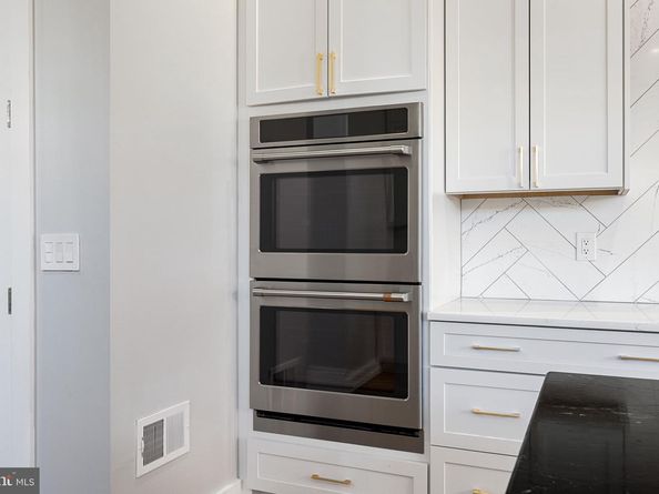 1519 Wallace Street, Philadelphia PA 19130