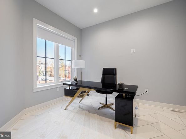 1519 Wallace Street, Philadelphia PA 19130