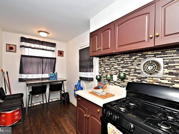 7815 Horrocks Street, Philadelphia PA 19152