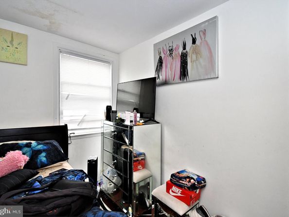 7815 Horrocks Street, Philadelphia PA 19152