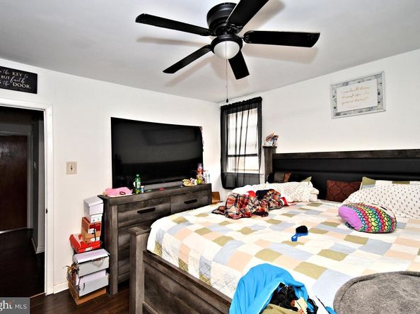 7815 Horrocks Street, Philadelphia PA 19152