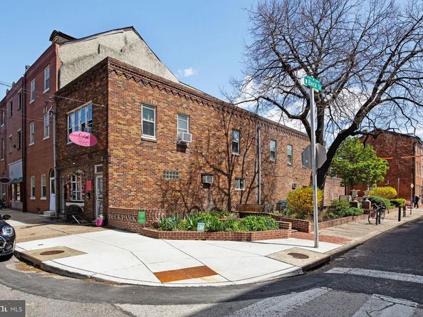 826 S 2nd Street 3, Philadelphia PA 19147