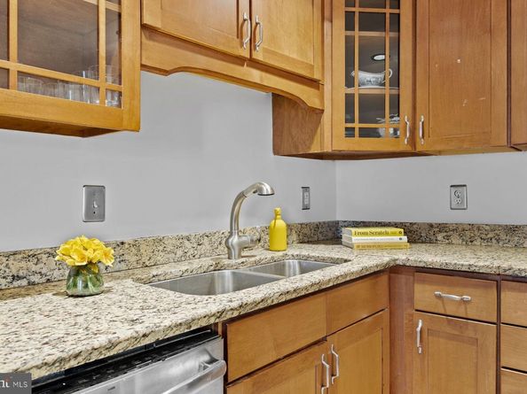 826 S 2nd Street 3, Philadelphia PA 19147