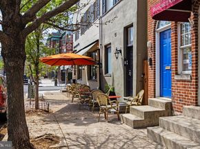 826 S 2nd Street 3, Philadelphia PA 19147