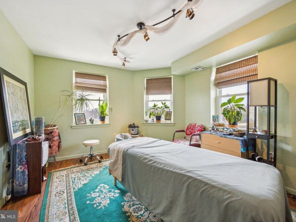 4931 Wissahickon Avenue, Philadelphia PA 19144