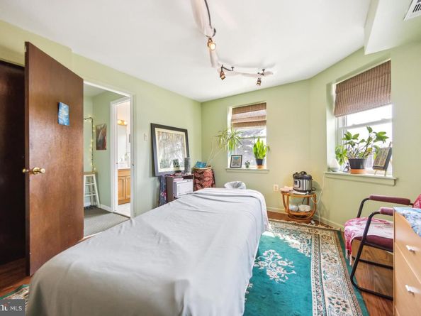 4931 Wissahickon Avenue, Philadelphia PA 19144