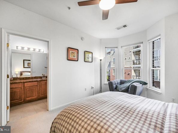 1530 Spring Gate Drive 9219, Mclean VA 22102