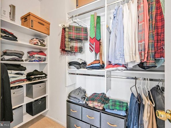 1530 Spring Gate Drive 9219, Mclean VA 22102
