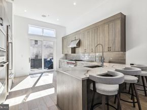 48 N 3rd Street 3, Philadelphia PA 19106