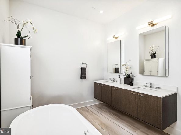 48 N 3rd Street 3, Philadelphia PA 19106