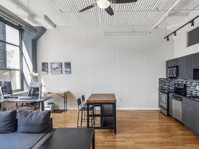 2200 Arch Street 711, Philadelphia PA 19103