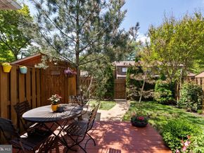 3138 Ellenwood Drive, Fairfax VA 22031