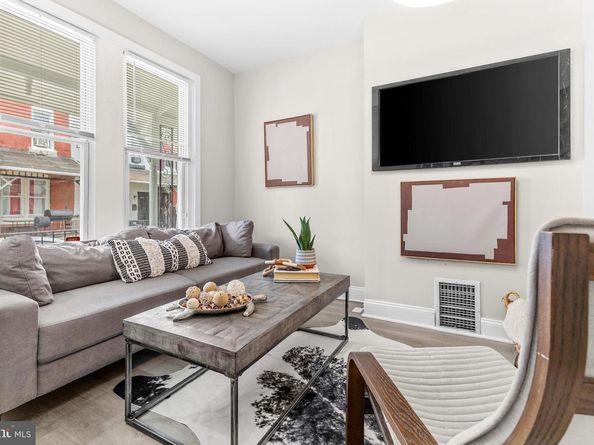 1026 N Pallas Street, Philadelphia PA 19104