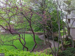 4141 Henderson Road N 606, Arlington VA 22203