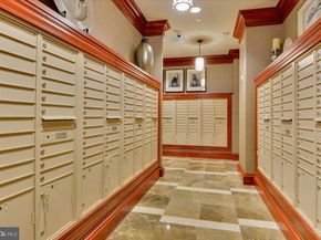 8220 Crestwood Heights Drive 301, Mclean VA 22102