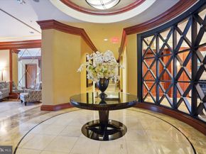 8220 Crestwood Heights Drive 301, Mclean VA 22102