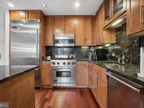 8220 Crestwood Heights Drive 301, Mclean VA 22102