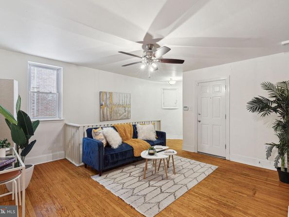 1305 Spruce Street TH1C, Philadelphia PA 19107