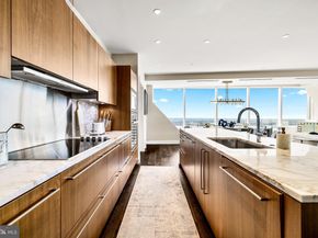 50 S 16TH Street 5501, Philadelphia PA 19102