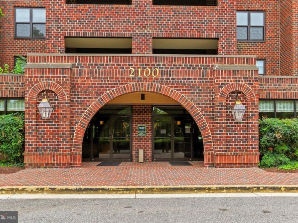 2100 Langston Boulevard 337, Arlington VA 22201