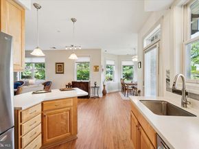 300 Tyler Court 429, Philadelphia PA 19111